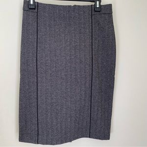ANN TAYLOR Herringbone Pencil Skirt with piping size 4